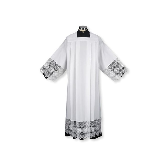 Box Pleated Clergy Alb with Lace Edging