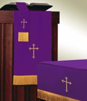 Reversible Parament Set Hunter/Purple Crosses