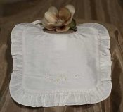Silk Dupioni bib with ruffles