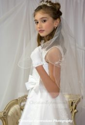 First Communion Veil with Scalloped Edge 1