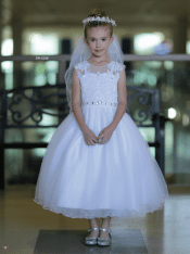 Beautiful First Communion Dress Beaded Lace Bodice Ruffled Hem
