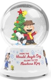 Peanuts Christmas Snow Globe