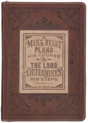 Mans Heart Classic Zippered Journal